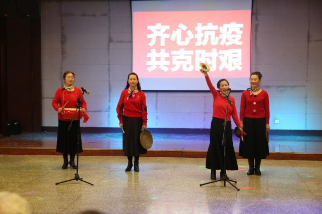 迎新年联欢会